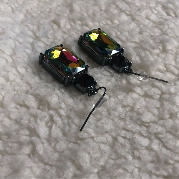 Stone multicolored shiny earrings, very pretty! NEW - Picture 3 of 7